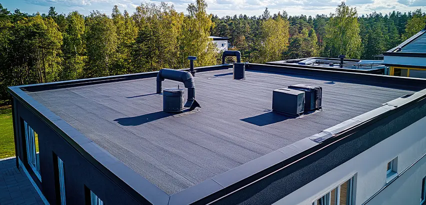 Professional Flat Roof Replacement Services in Hanover Park, IL
