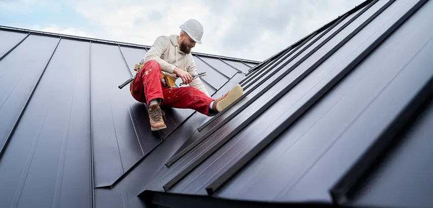 Professional Roof Valley Installation Services in Hanover Park, IL