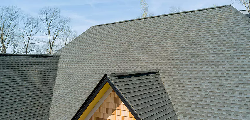 Replacing Vinyl Siding With Cedar Shingles in Hanover Park