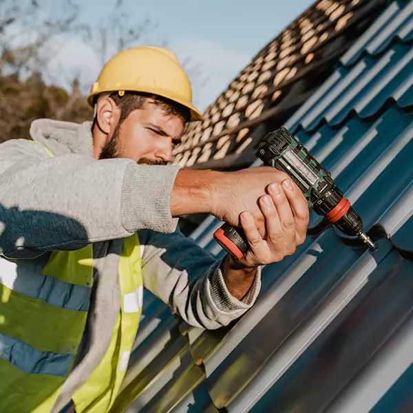 Why Hanover Park Property Owners Choose Hanover Park Roofing Pro for Metal Roof Replacement?